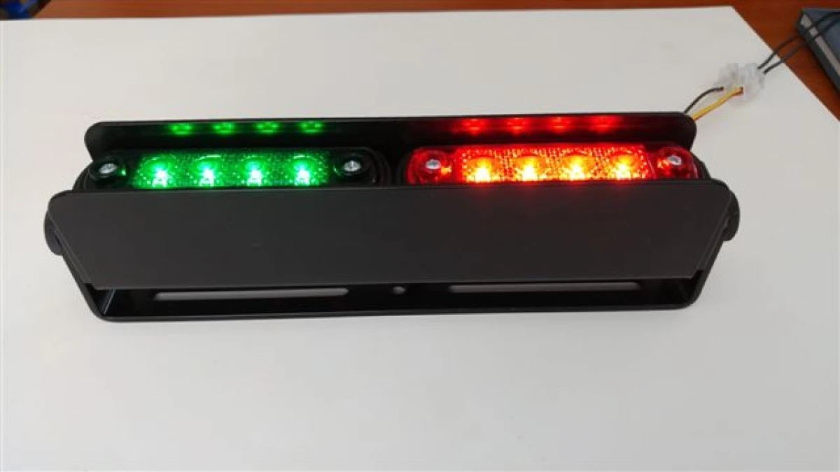 Lampa sygnalizacyjna semaforowa LED 2‑kolorowa 12/24 AC/DC 0,5/1W IP68 wodoszczelna, wodoodporna 34x245x74 mm 12994 - obrazek 3