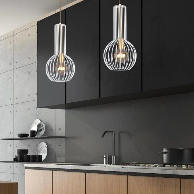 Lampa wisząca ARVI biała, druciana gruszka na E27, biało‑ złota K‑4525 Kaja Lighting - obrazek 3