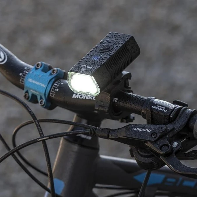 Lampka rowerowa 5x XML 1020lm + powerbank VA0073 VAYOX - obrazek 2