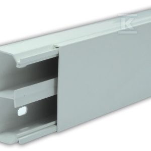 Kanał elektroinstalacyjny PCW KS 90×40 P/ biały [dł.2m] / z rozpórką RO90 4 szt./ z przegrodą stałą symetryczną KS90X40/P/BI