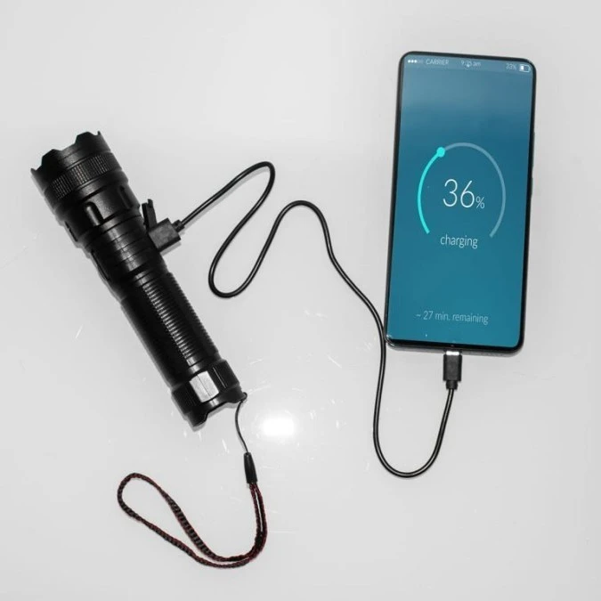 Latarka akumulatorowa taktyczna 600lm 10W LED powerbank VA0179 VAYOX - obrazek 3